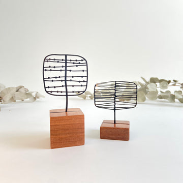 Escultura de Base em Madeira - Conjunto Árvores Quadradas