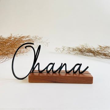 Escultura de Base em Madeira - Ohana