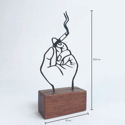 Escultura Decorativa Com Base De Madeira De Mão Com Cigarro