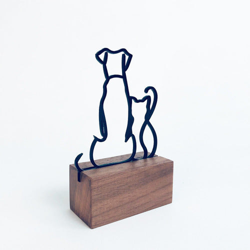 Escultura Decorativa Com  Base De Madeira Cão E Gato