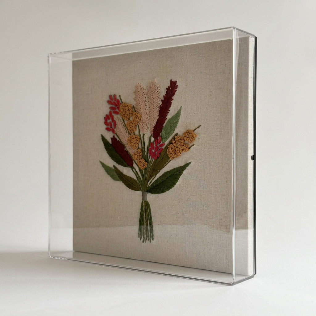 Caixa Acrílica Bordado Buquê de Flor | 20 x 20 cm