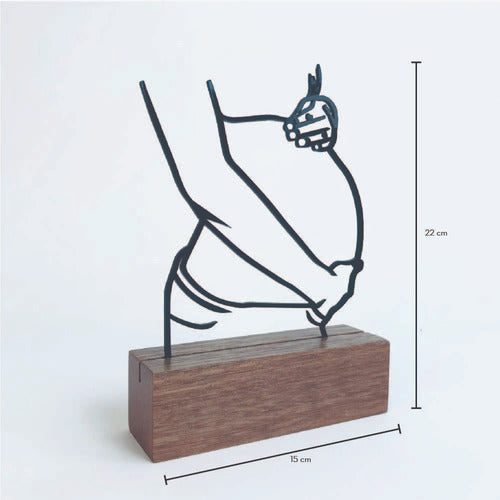 Escultura Decorativa Com Base De Madeira De Grávida