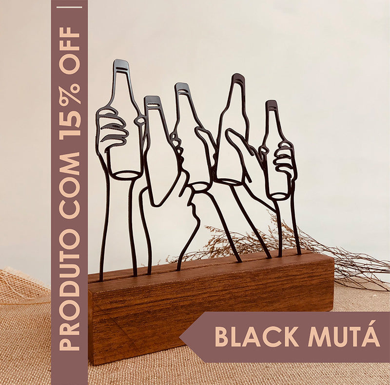 Escultura Decorativa Com Base De Madeira  Brinde Amigos