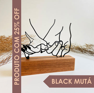 Escultura de Base em Madeira - Dedo Mindinho