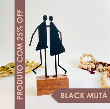 Escultura de Base em Madeira - Beijo Palito