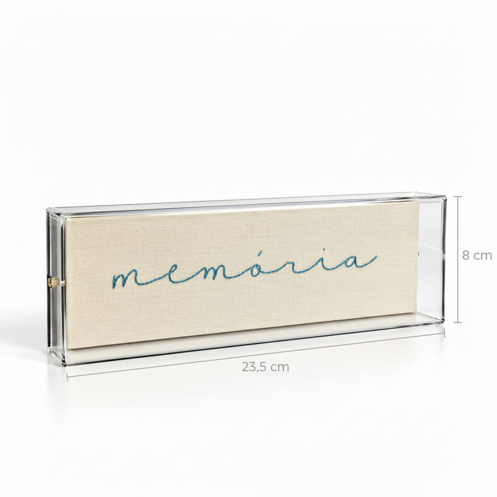 Caixa Acrílica com Bordado Memória | 23 x 7 cm