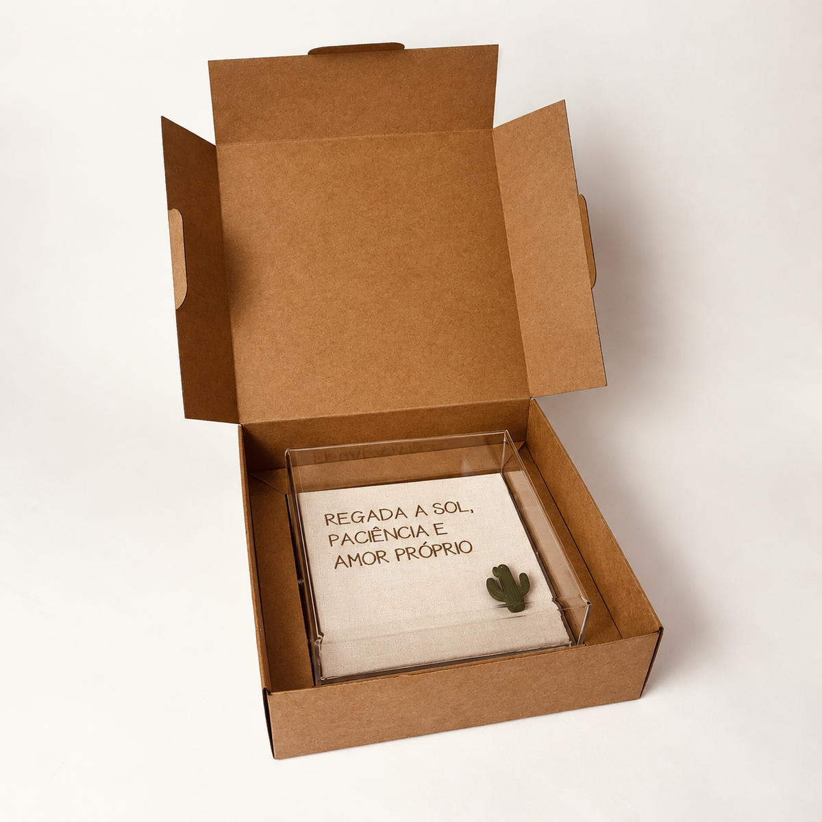 Caixa Acrílica Decorativa Regada a Sol — Amor Próprio | 15 x 15 cm