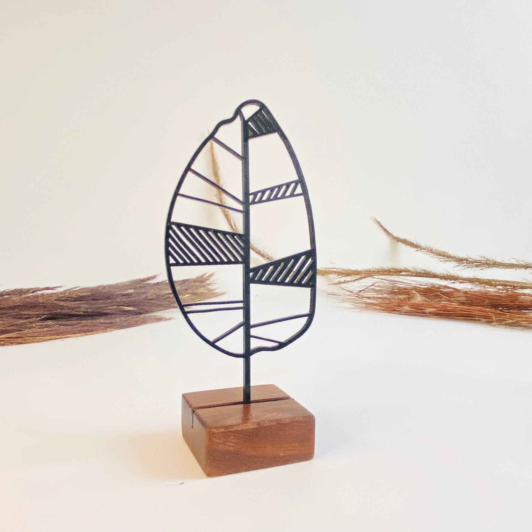 Escultura Árvore Abstrata Preenchida - Base em Madeira e Arte em Acrílico