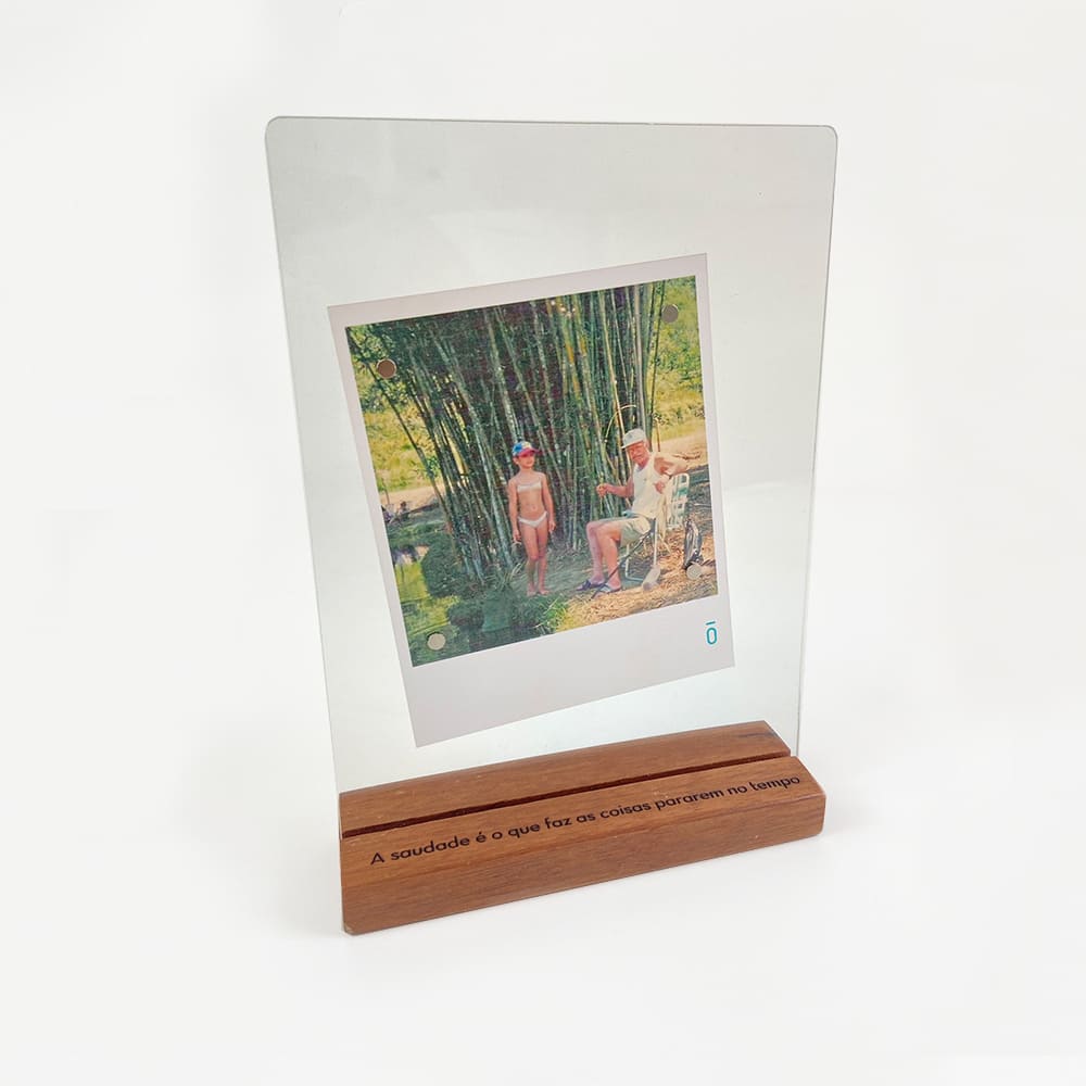 Personalize na hora - Porta Retrato - Base Baixa Vertical